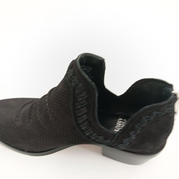 VINCE CAMUTO BLACK LEATHER BOOTIES SIZE 6.5M - Picture 9 of 16